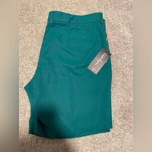 Walter Hagen men’s green golf shorts size 40